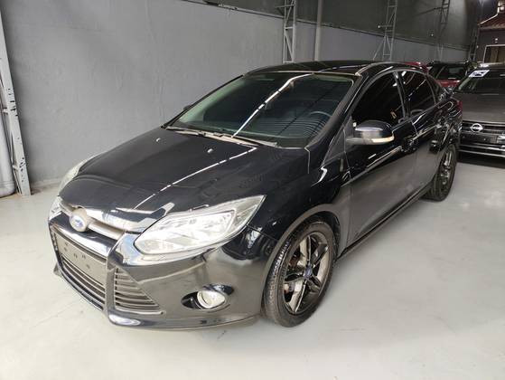 FORD FOCUS 2.0 S SEDAN 16V FLEX 4P AUTO FORD FOCUS 2.0 S SEDAN 16V FLEX 4P AUTO
